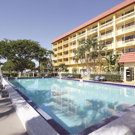 La Quinta By Wyndham Coral Springs University Dr מראה חיצוני תמונה
